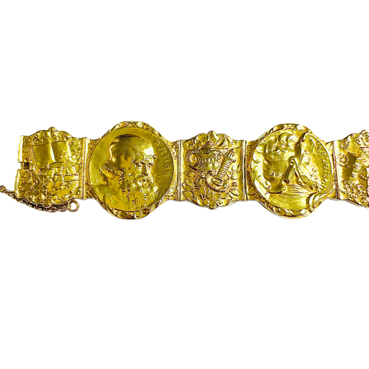 Antique 18KT Yellow Gold "Goethe's Faust" Bracelet close-up front and clasp