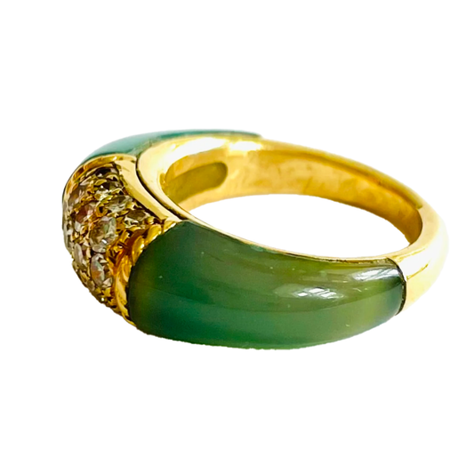 Van Cleef & Arpels 1970s 18KT Yellow Gold Chrysoprase & Diamond Ring side view