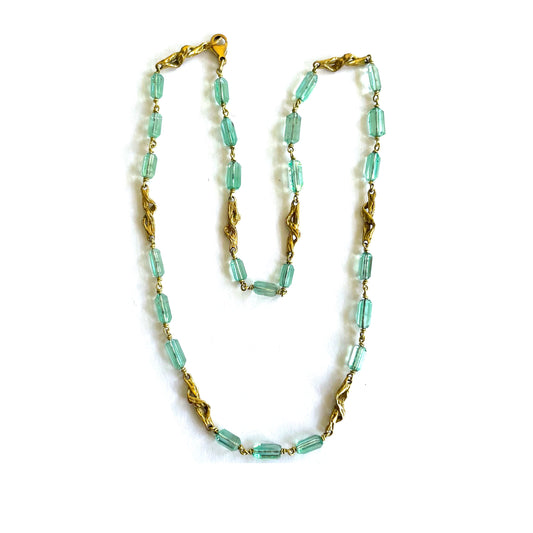 1970s 18KT & 8KT Yellow Gold Beryl Necklace front view
