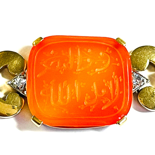 1930s 18KT White Gold Carnelian Agate & Diamond Necklace close-up
