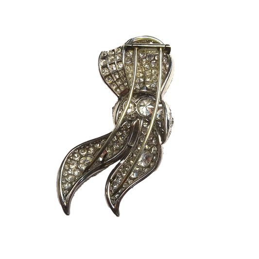1940s Platinum Diamond Ribbon Brooch back