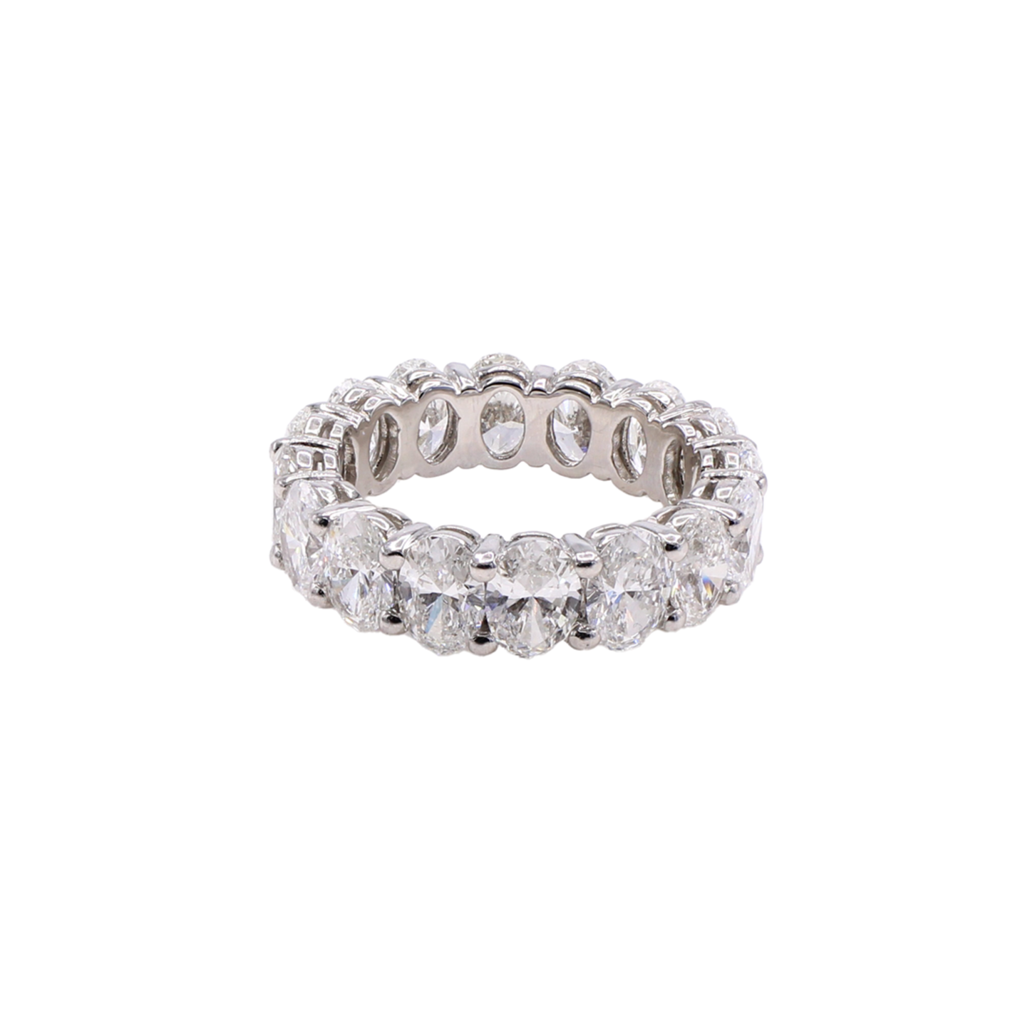 Post-1980s Platinum Diamond Ring front