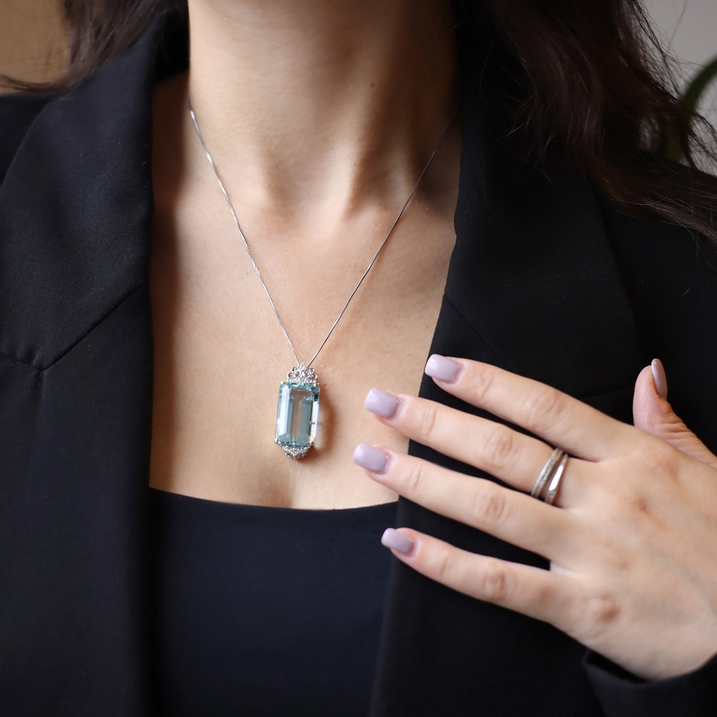 Post-1980s Platinum Diamond & Aquamarine Necklace on neck