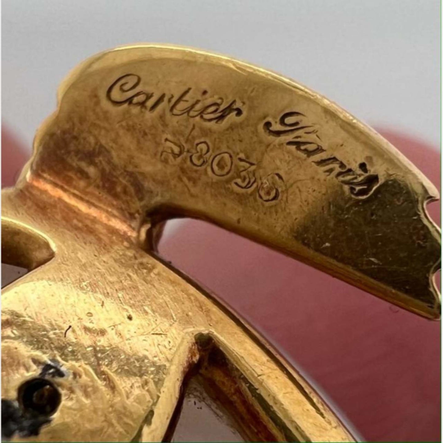 Cartier Paris 1960s 18KT Yellow Gold Chalcedony Turtle Brooch close-up of signature