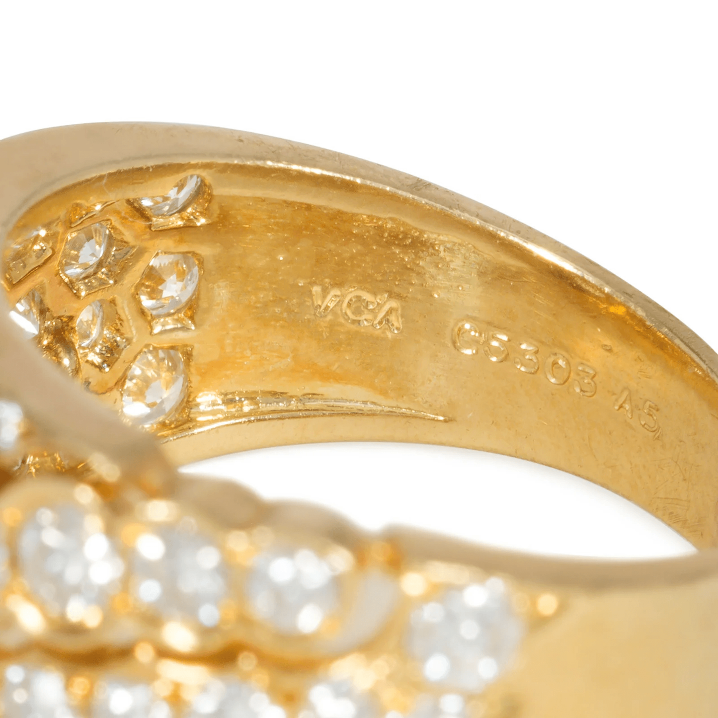 Van Cleef & Arpels French 1980s 18KT Yellow Gold Diamond Ring close-up of signature
