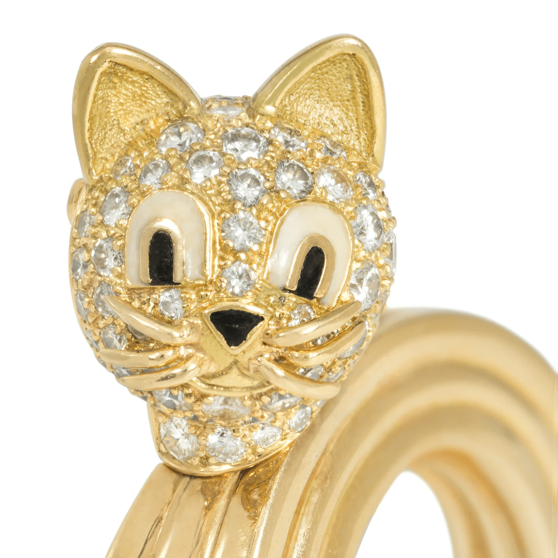 Boucheron French 1960s Platinum & 18KT Yellow Gold Diamond & Enamel Cat Brooch close-up of face