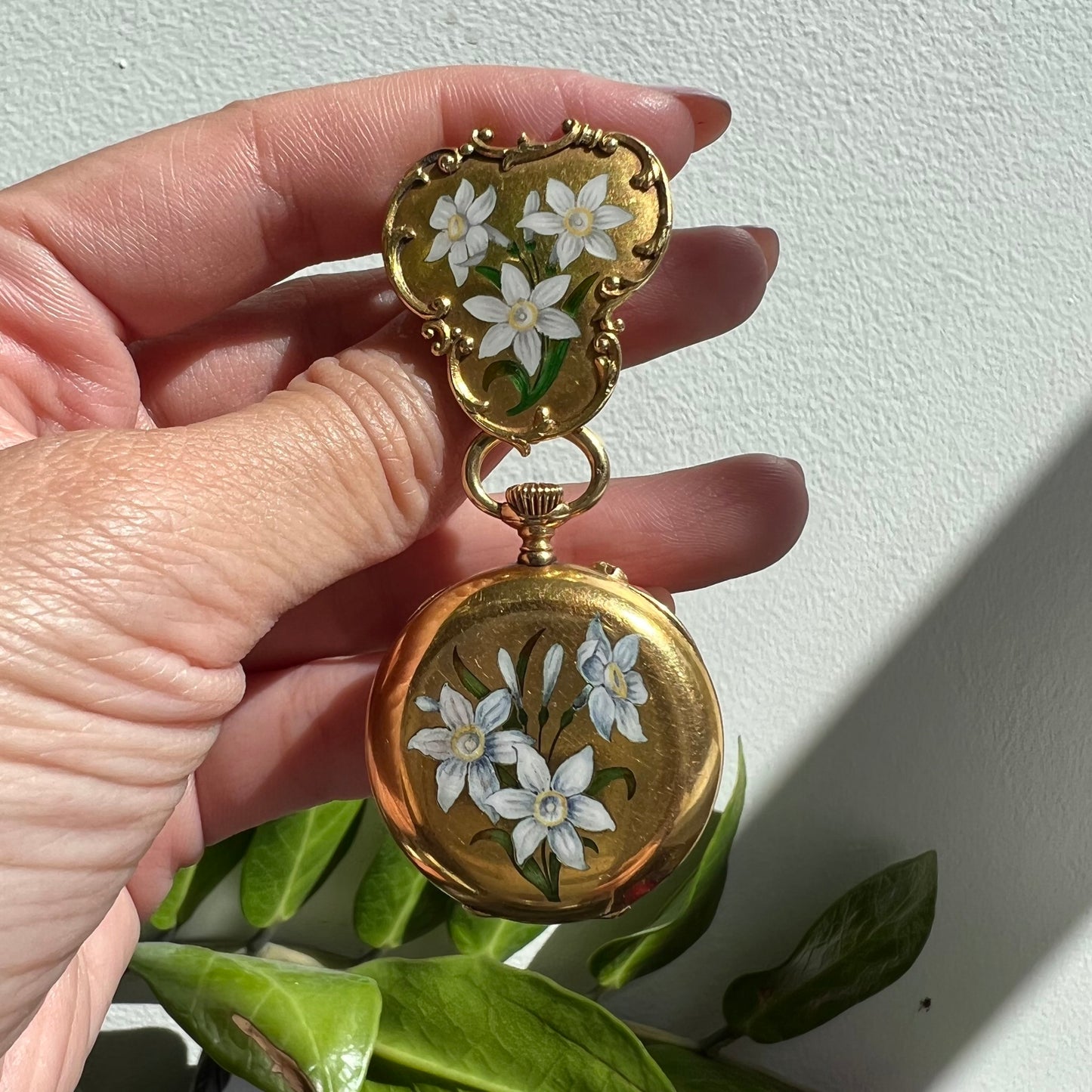 J.E. Caldwell 1960s 14KT Yellow Gold Enamel Watch Brooch front