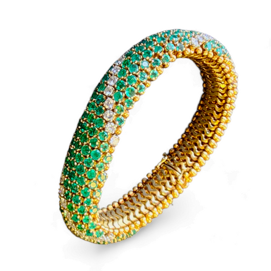 1960s 18KT Yellow Gold Emerald & Diamond Cous-Cous Bracelet side