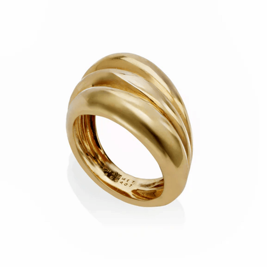 Chaumet Paris 1970s 18KT Yellow Gold Ring profile