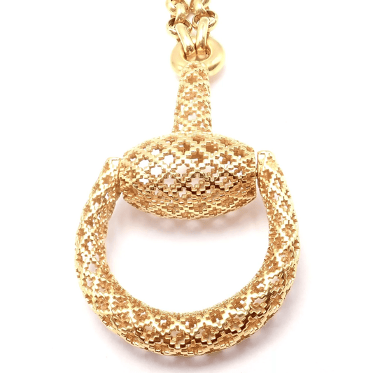 Gucci Italy Post-1980s 18KT Yellow Gold Pendant Necklace close-up details
