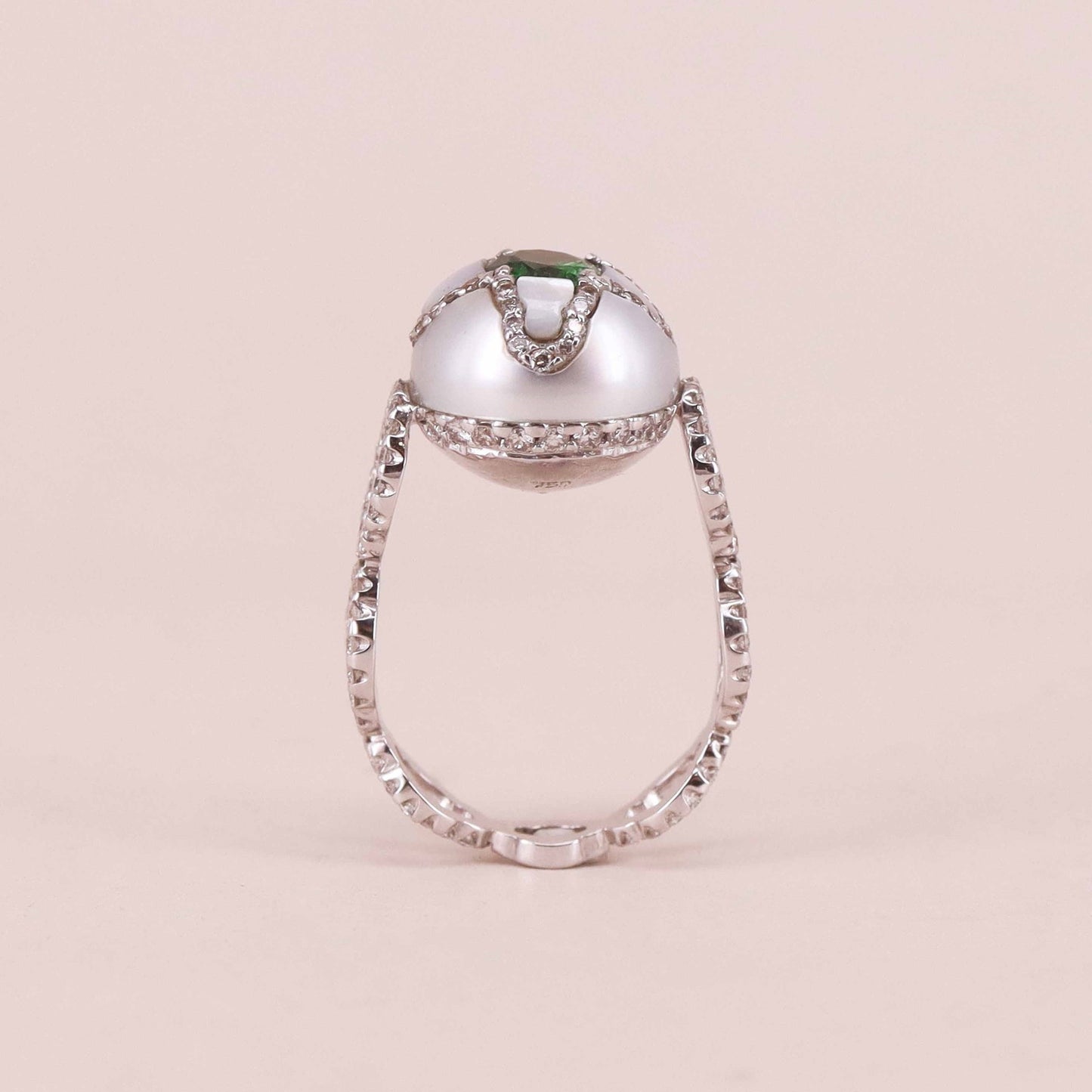 Contemporary 18KT White Gold Pearl, Diamond & Tsavorite Ring profile