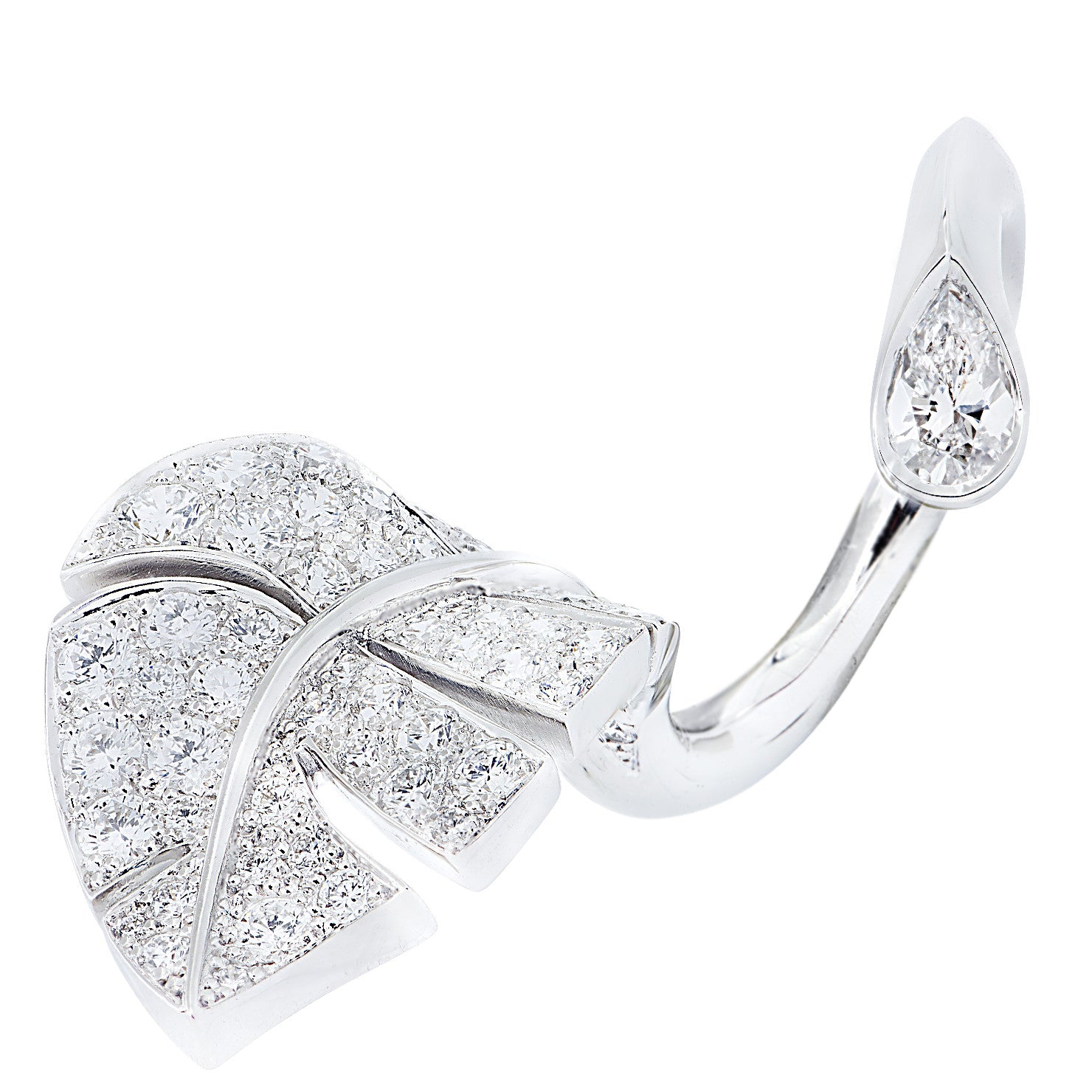 Van Cleef & Arpels Post-1980s 18KT White Gold Diamond Virevolte Leaf Ring side