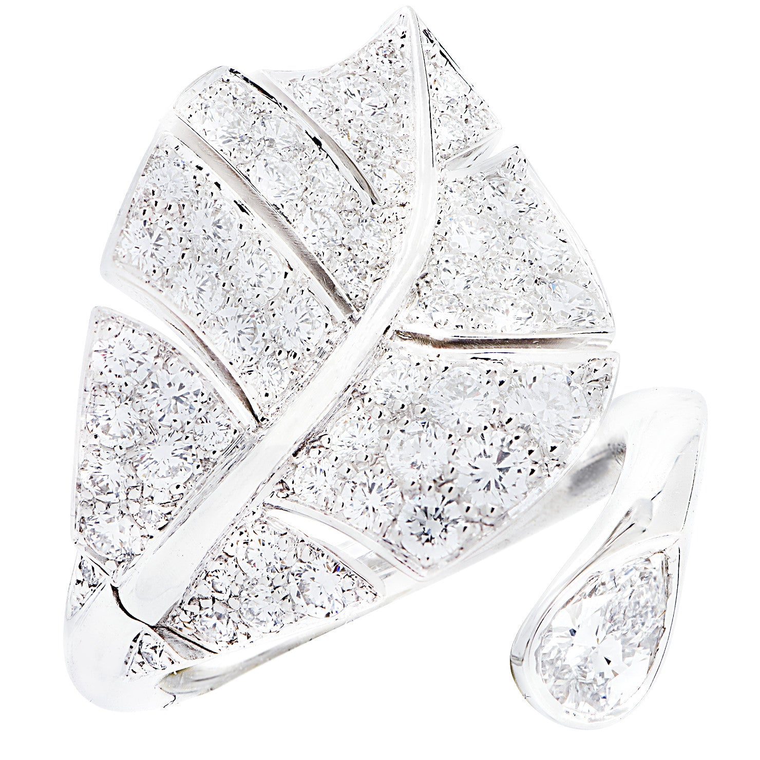 Van Cleef & Arpels Post-1980s 18KT White Gold Diamond Virevolte Leaf Ring back