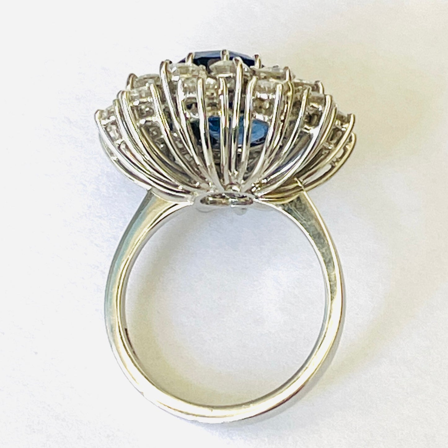 1980s 18KT White Gold Sapphire & Diamond Ring profile