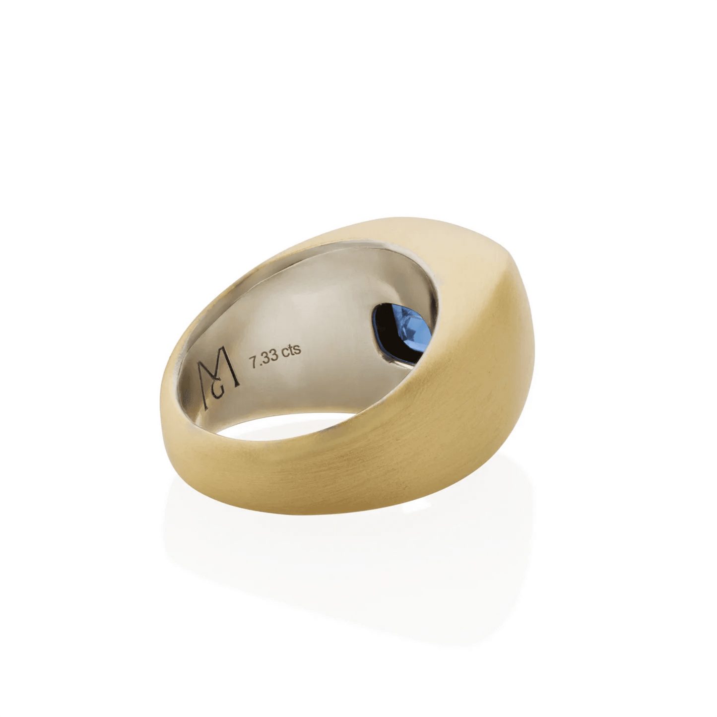 Contemporary 18KT Yellow Gold Sapphire Ring back and signature