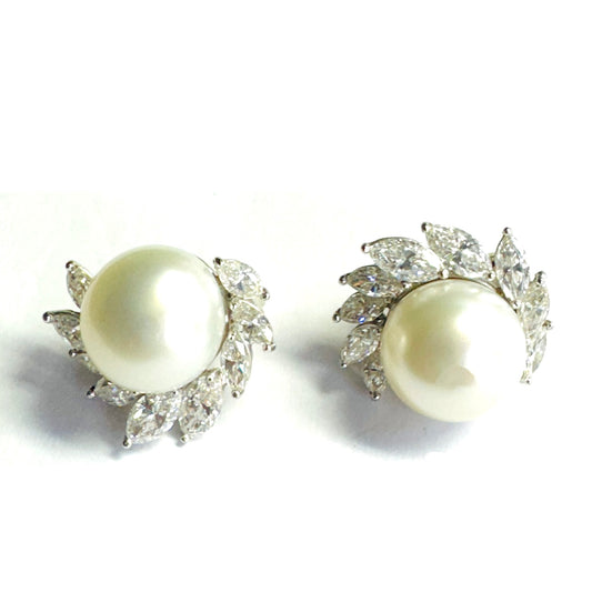 Herman Julius Wilm Berlin 1980s 18KT White Gold Cultured Pearl & Diamond Earrings front