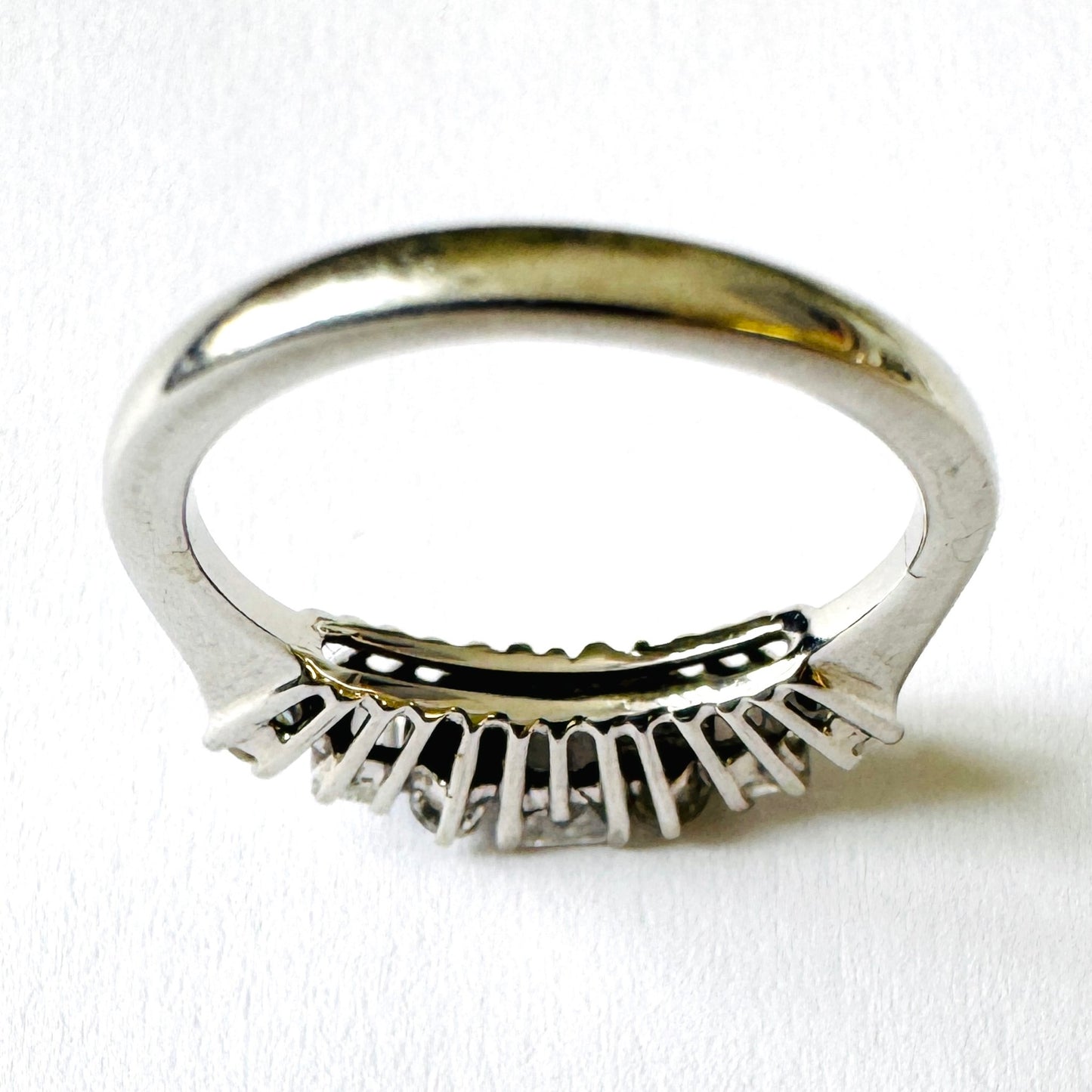 Post-1980s 18KT White Gold Diamond Ring back