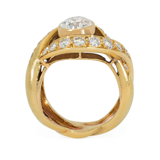 Van Cleef & Arpels 1980s 18KT Yellow Gold Diamond Ring profile
