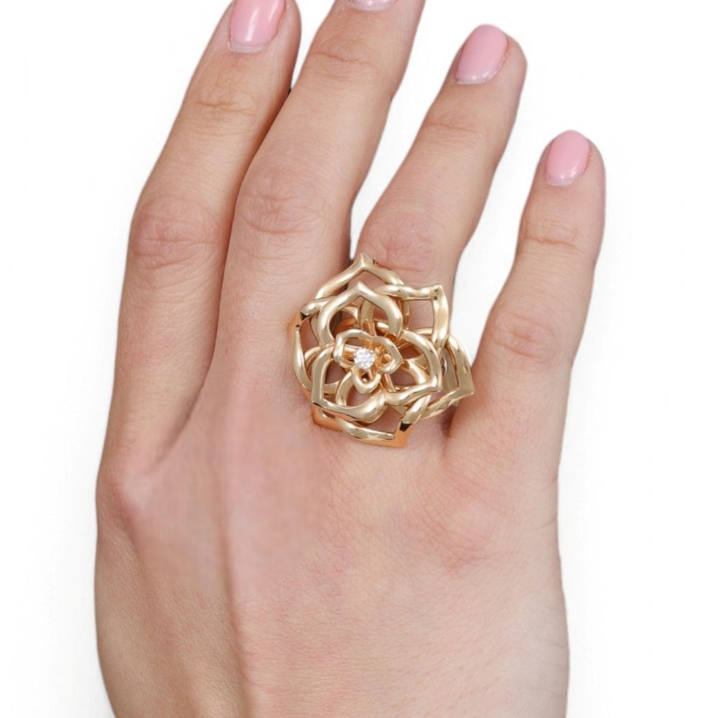 Piaget Post-1980s 18KT Yellow Gold Diamond Flower Ring on finger