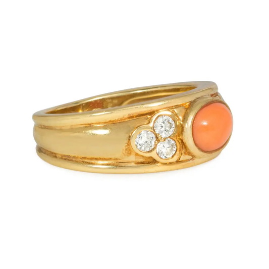 Van Cleef & Arpels France Post-1980s 18KT Yellow Gold Coral & Diamond Ring side