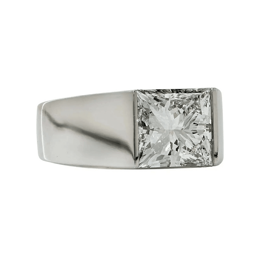 Cartier Post-1980s 18KT White Gold Diamond Ring side