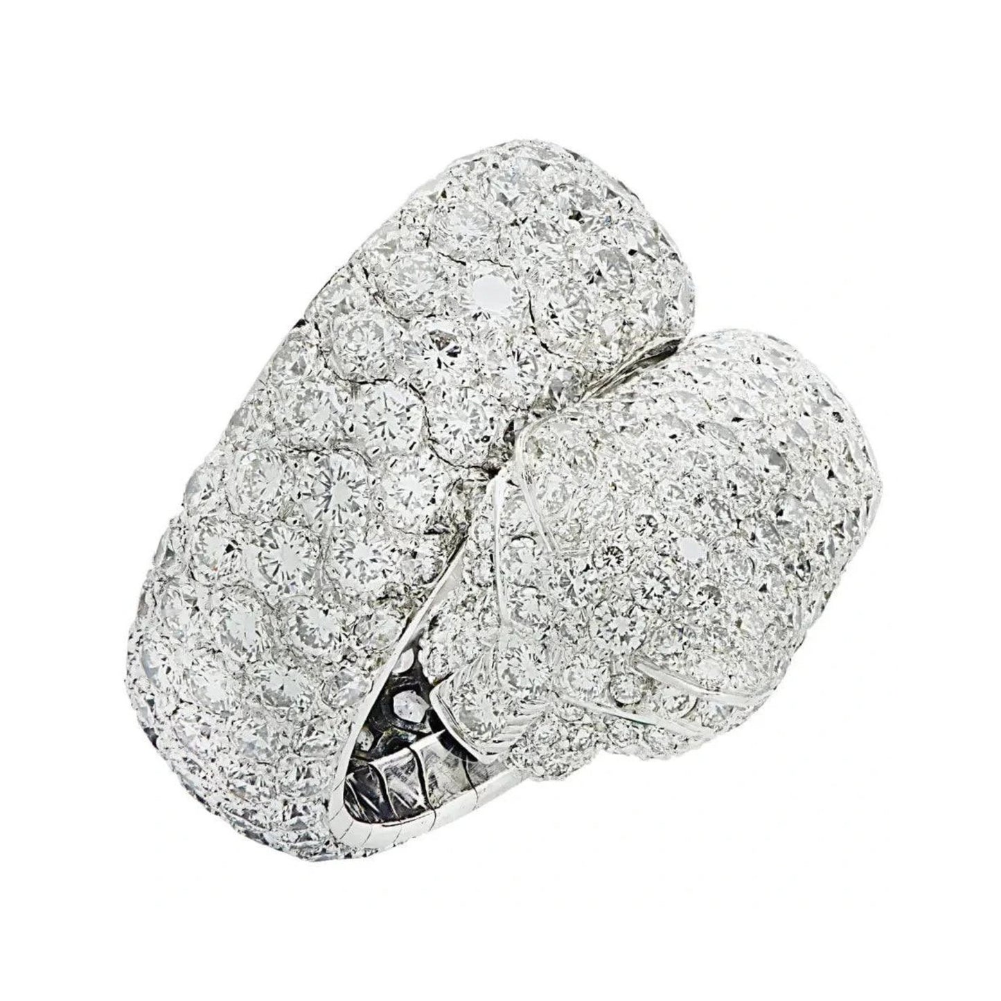 Cartier 1980s 18KT White Gold Diamond & Emerald Panther Ring front