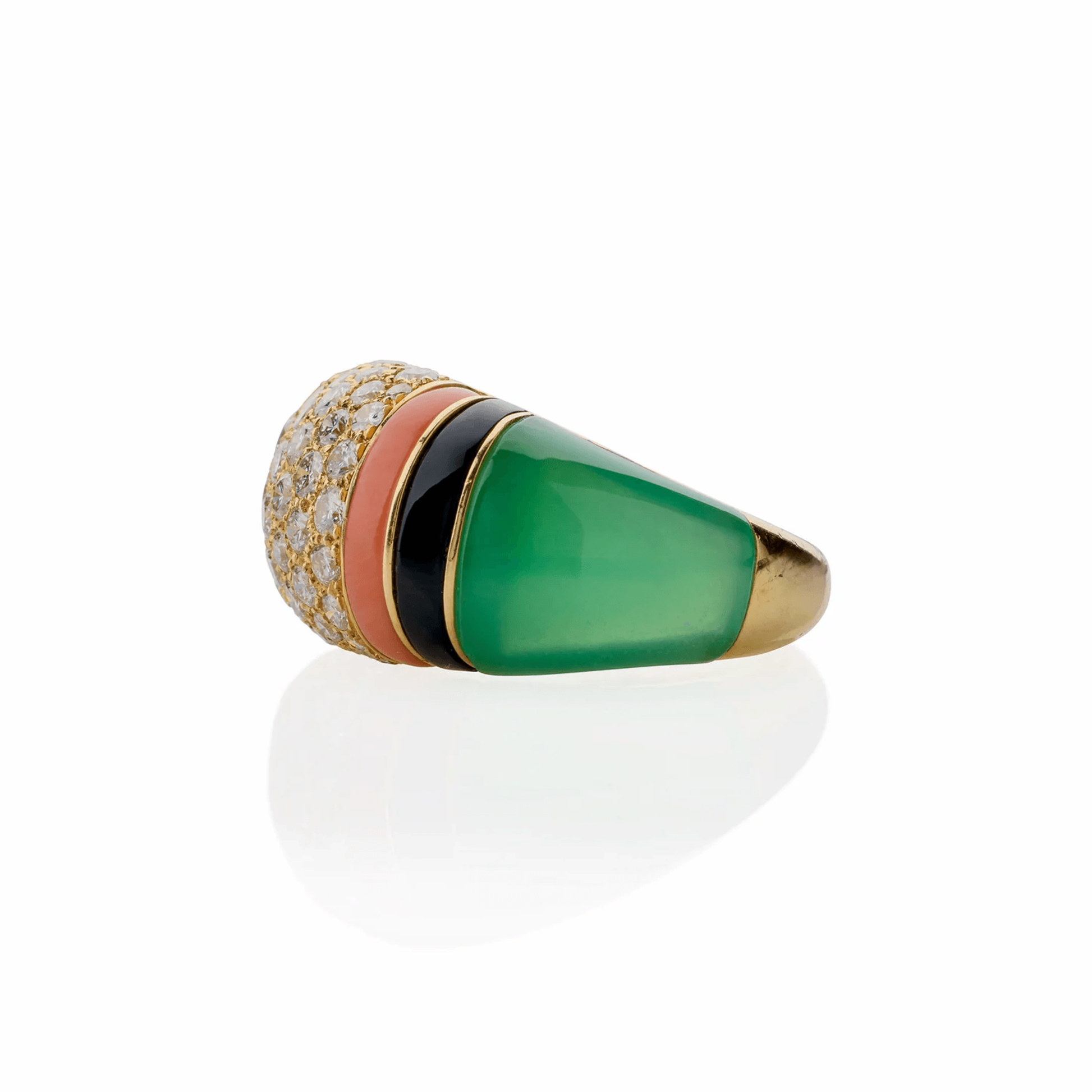 Van Cleef & Arpels France 1980s 18KT Yellow Gold Diamond, Chrysoprase, Coral & Onyx Ring side