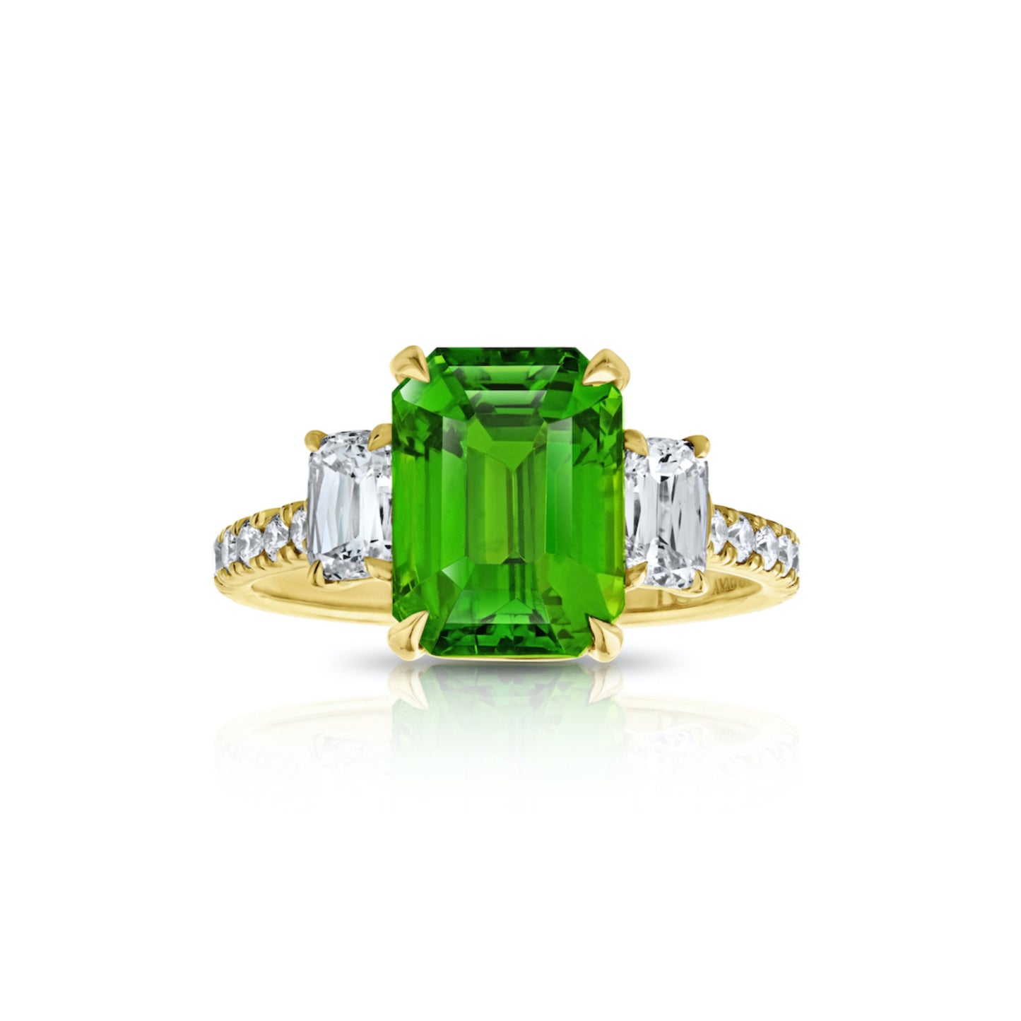 Contemporary 18KT Yellow Gold Tsavorite & Diamond Ring front