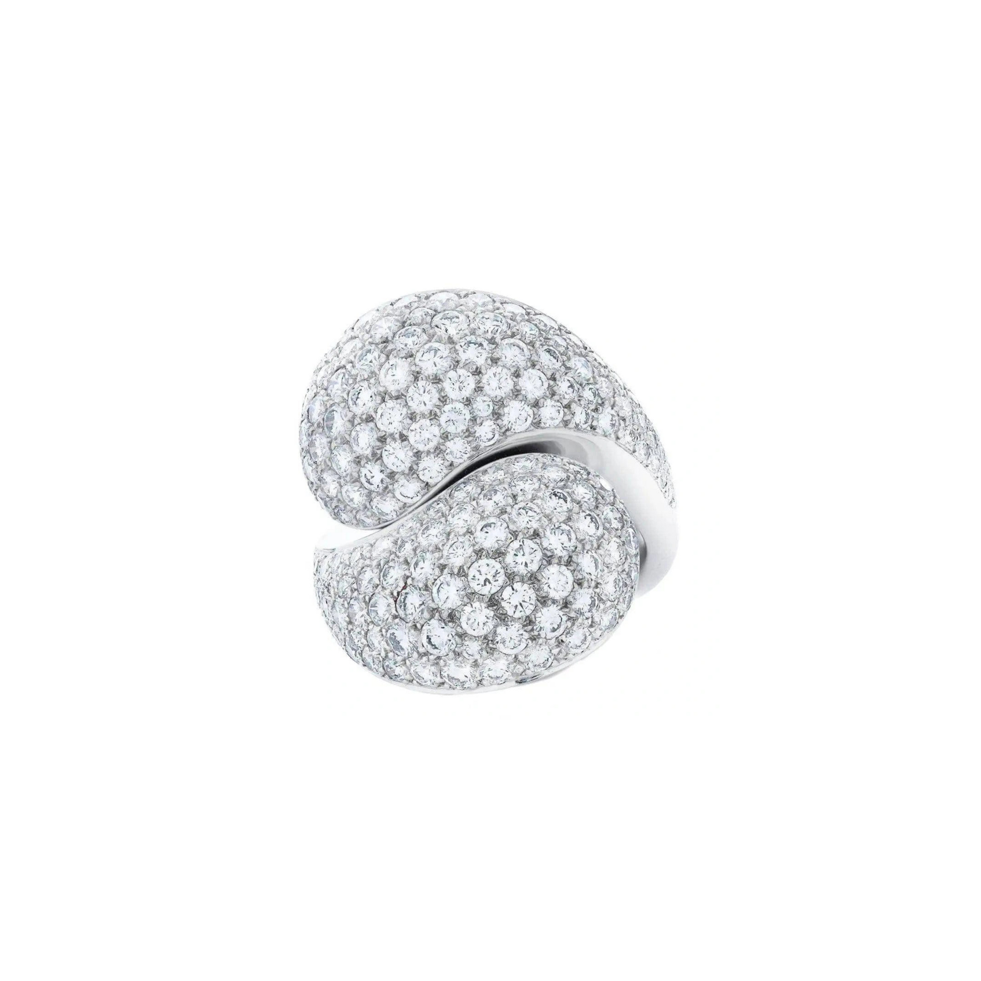 Cartier French 1980s 18KT White Gold Diamond Ring front