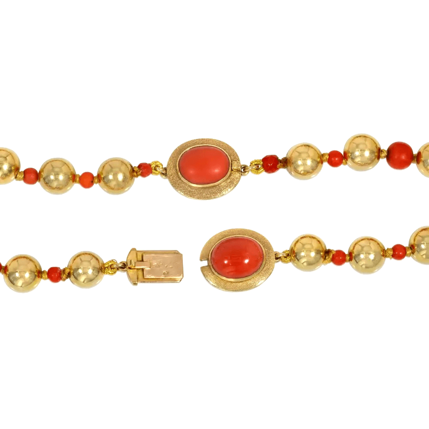 Cartier Paris 1970s 18KT Yellow Gold Coral & Chrysoprase Necklace close up details