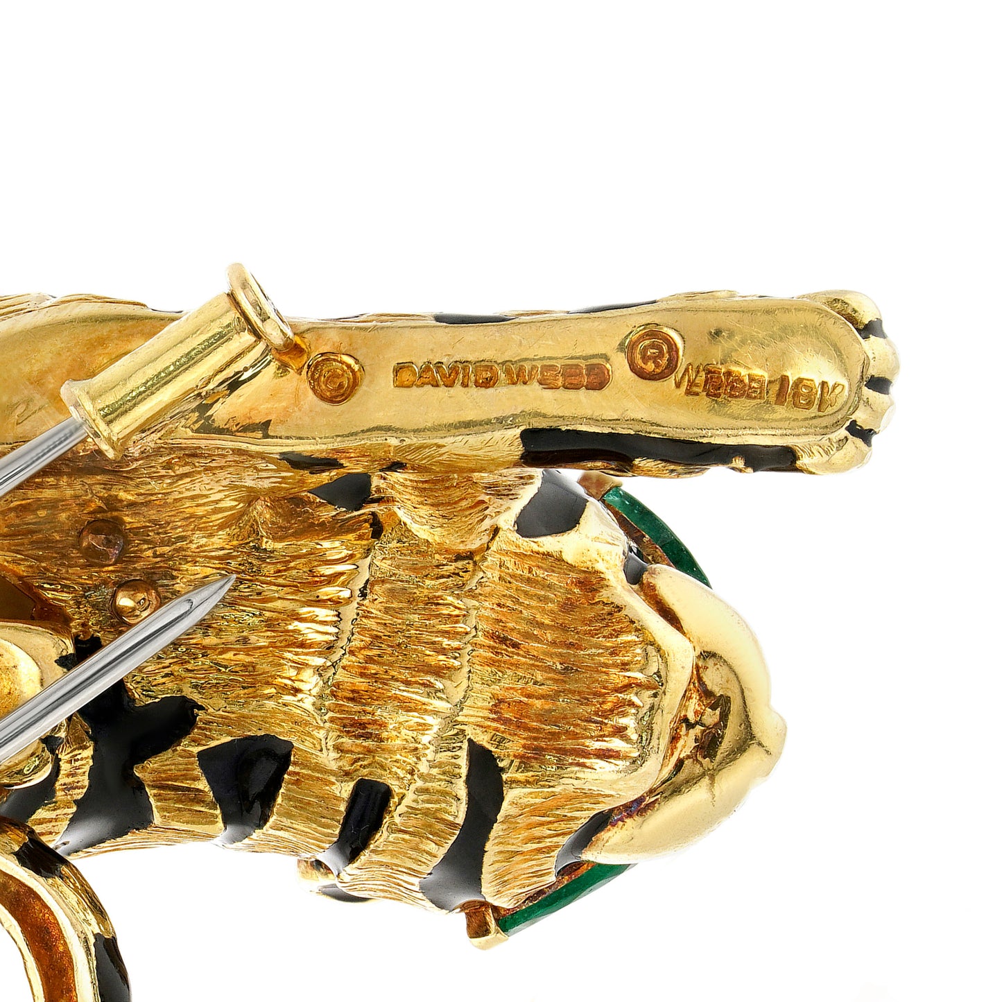David Webb 1970s 18KT Yellow Gold Emerald & Enamel Tiger Brooch front signature