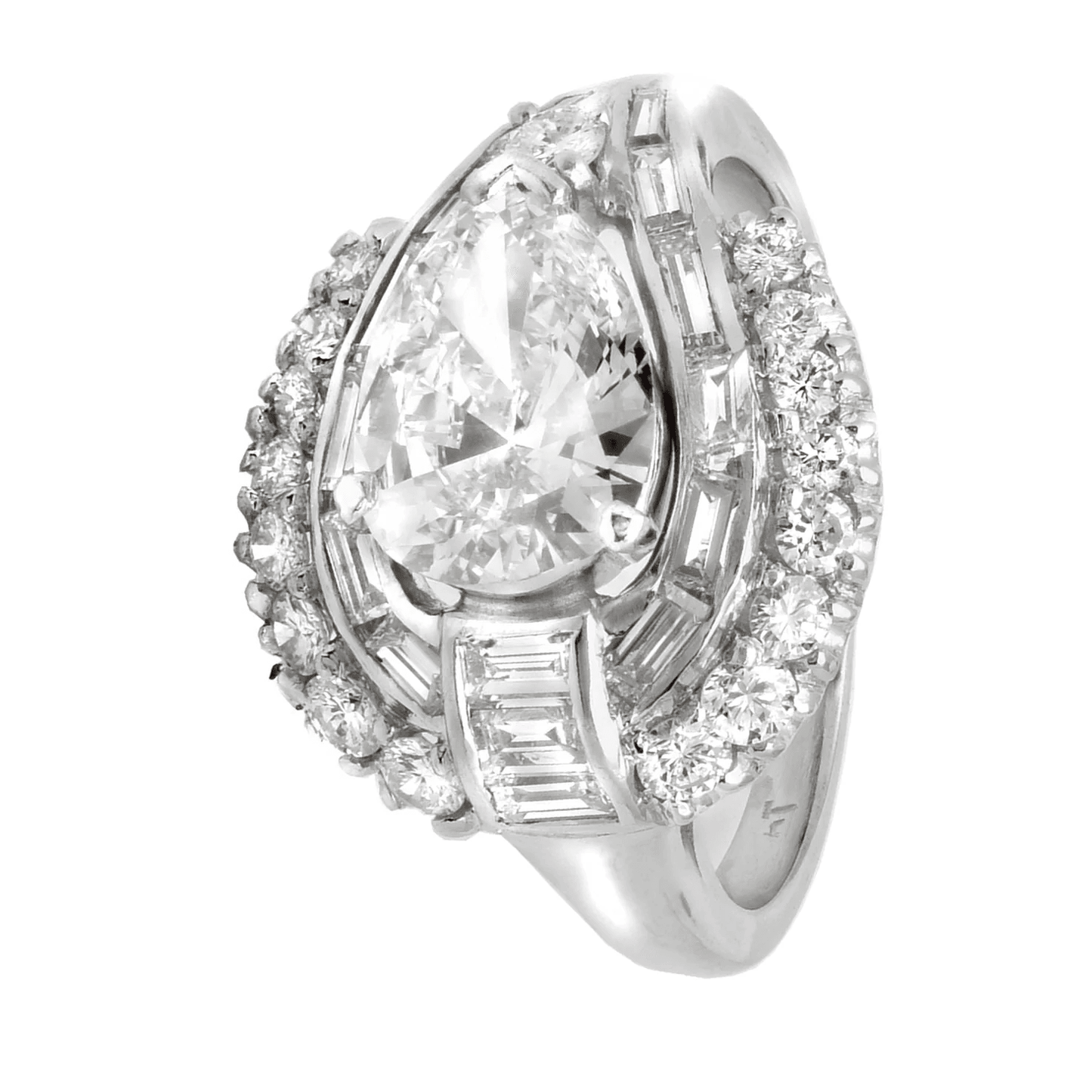 Post-1980s Platinum Diamond Ring front