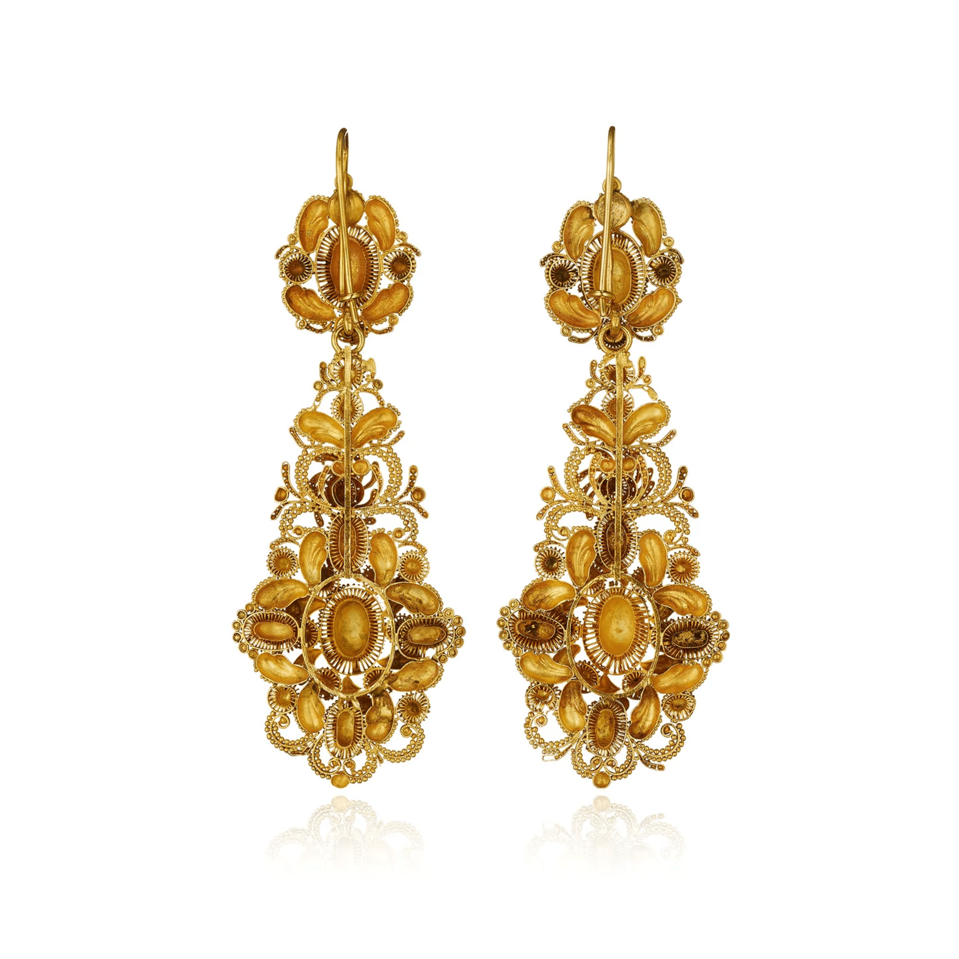 Georgian 18KT Yellow Gold Earrings back