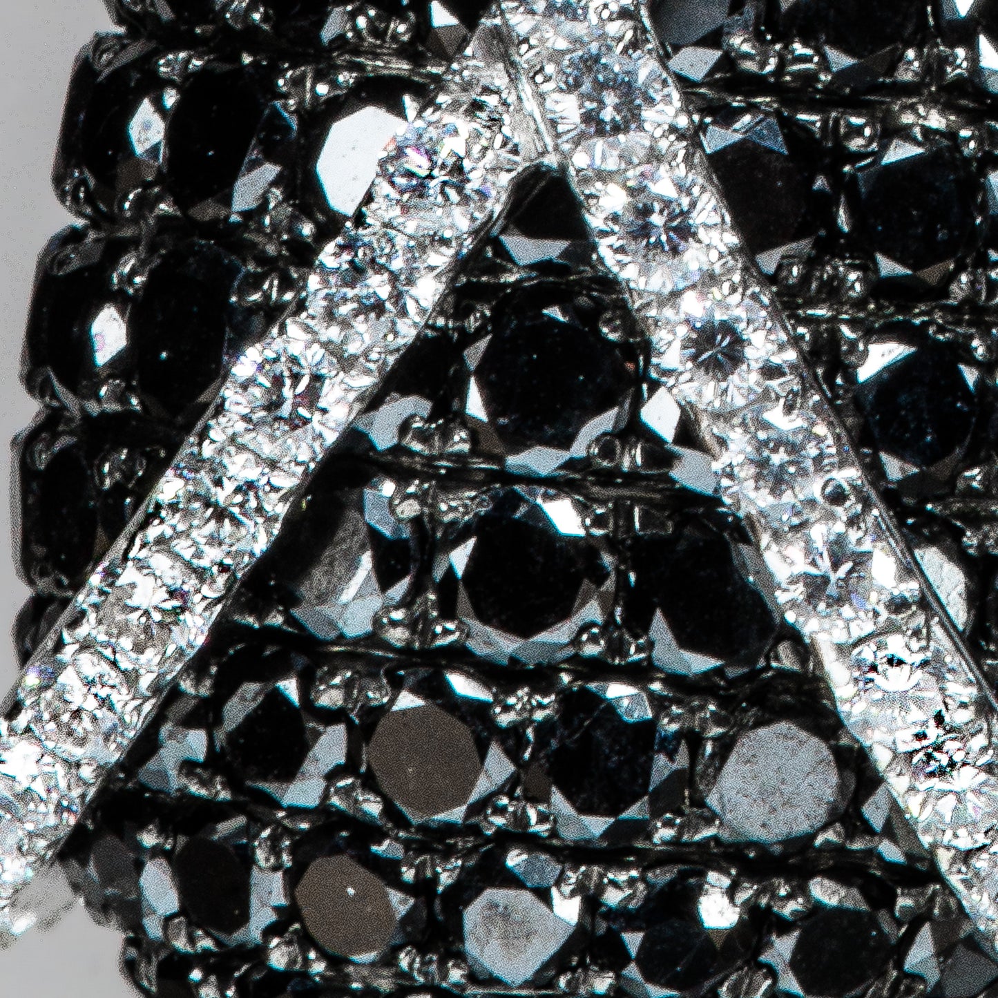 1980s 18KT White Gold Diamond Earrings close-up details