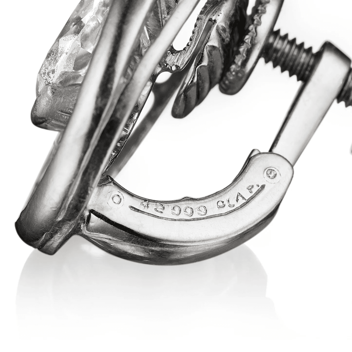 Oscar Heyman Bros. 1950s Platinum Diamond Earrings close-up