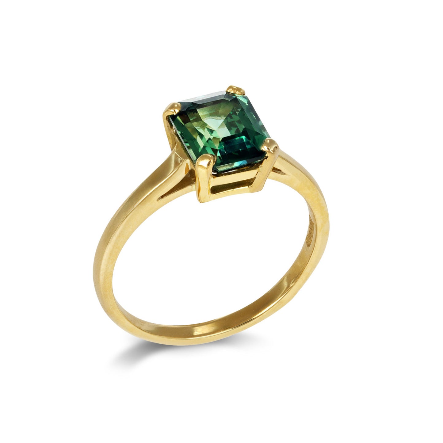 1980s 18KT Yellow Gold Sapphire Ring profile