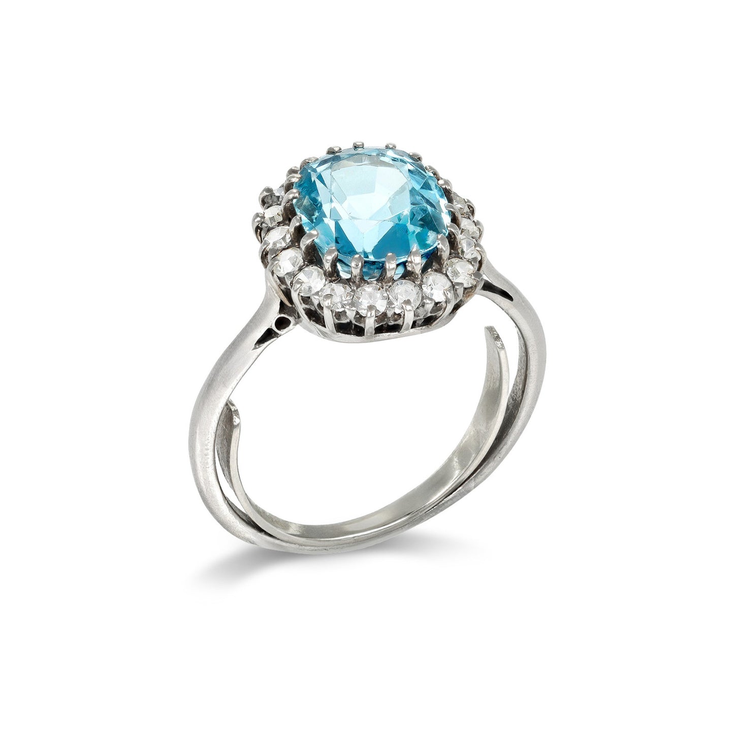 1940s Palladium Aquamarine & Diamond Ring side