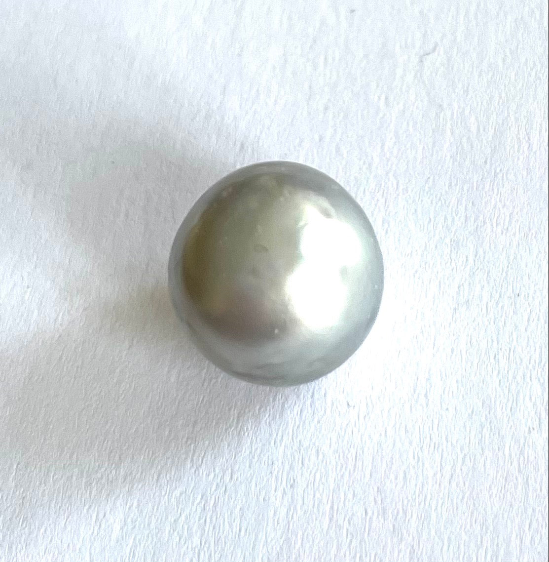 single pearl to symbolize nacre