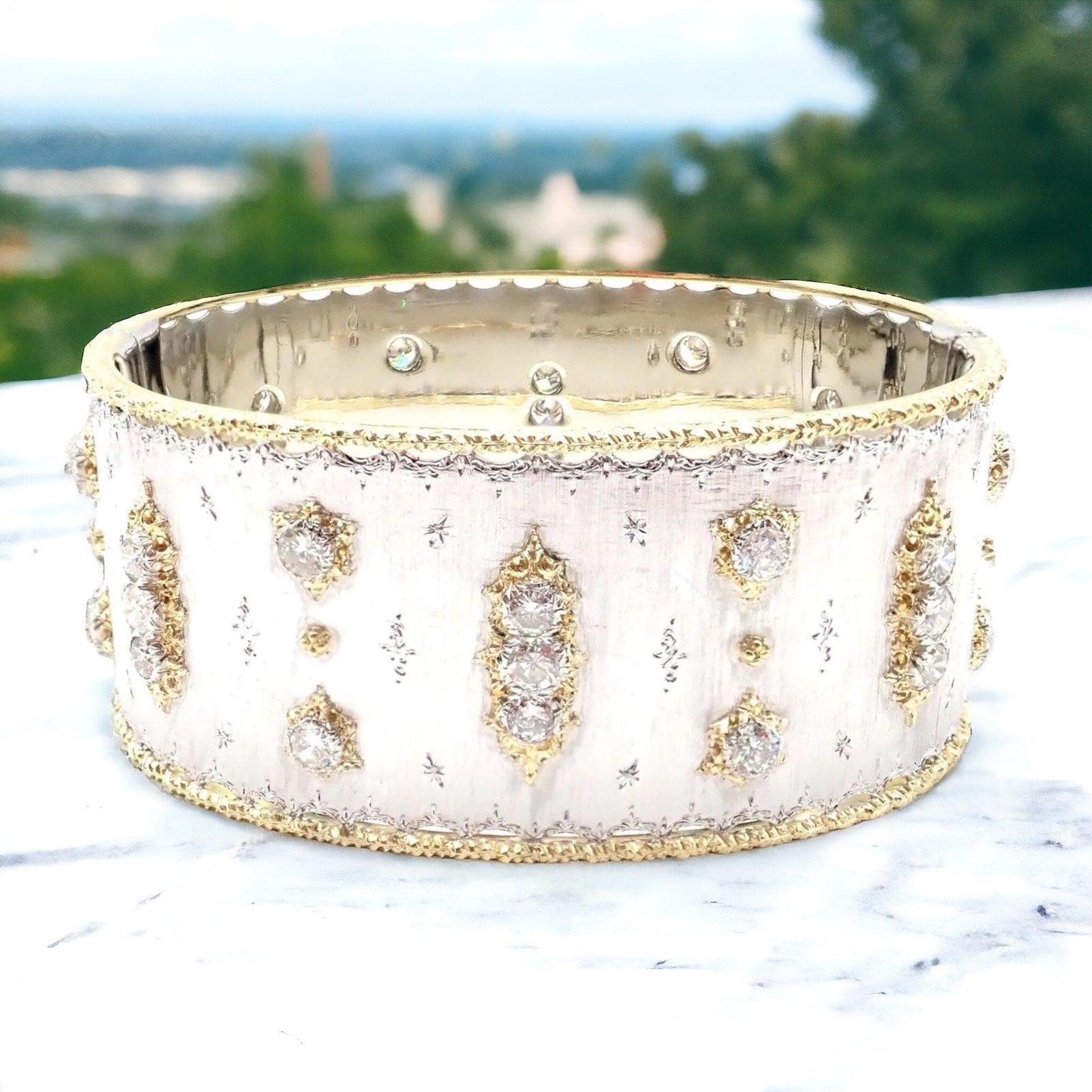 vintage bracelet from Fortrove