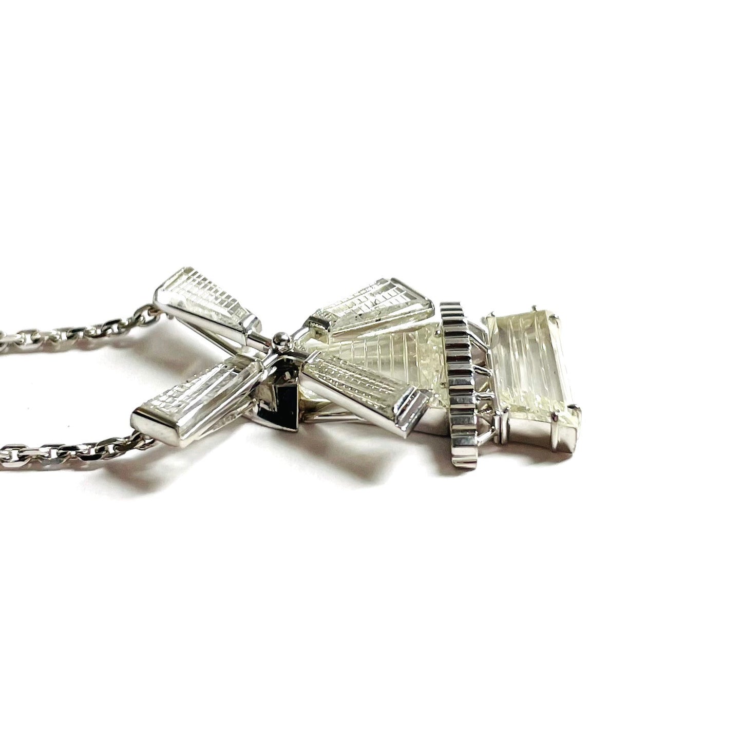 1970s Platinum Diamond Windmill Pendant profile