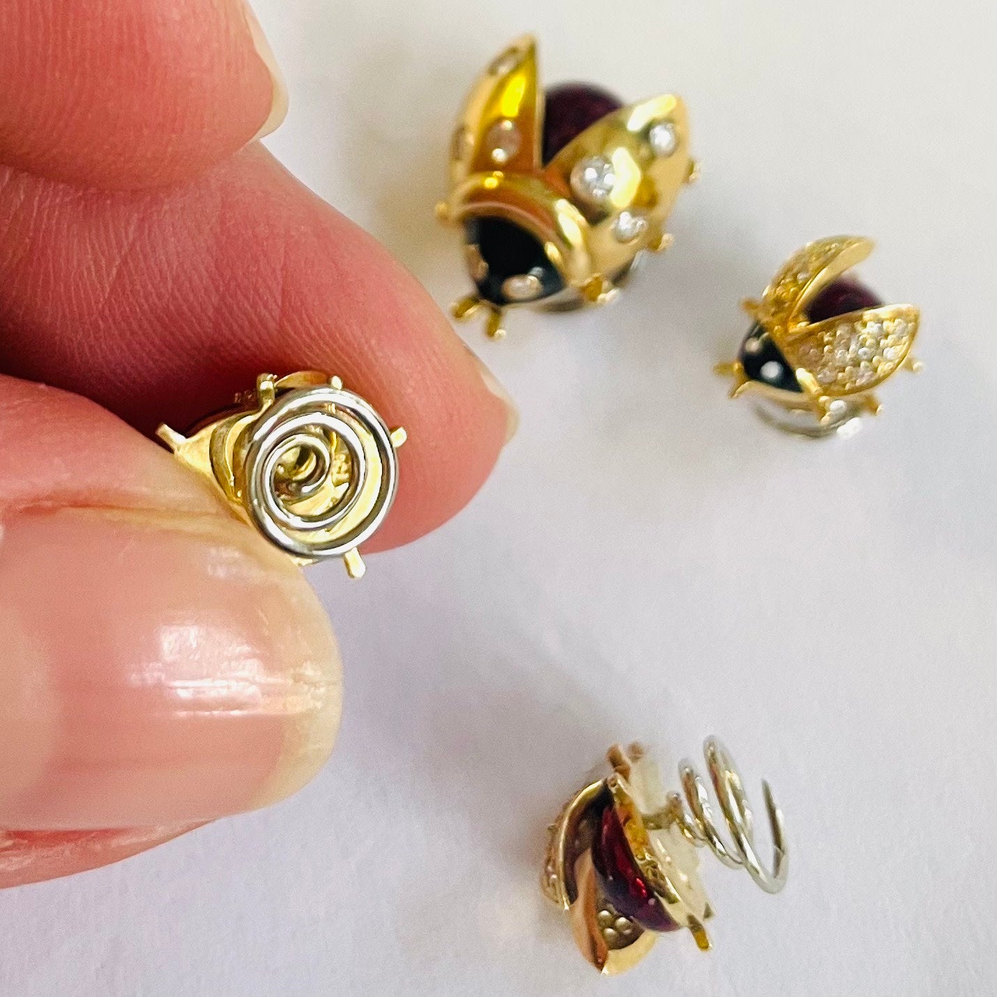 Meister Post-1980s 18KT Yellow Gold Enamel & Diamond Ladybug Brooches back