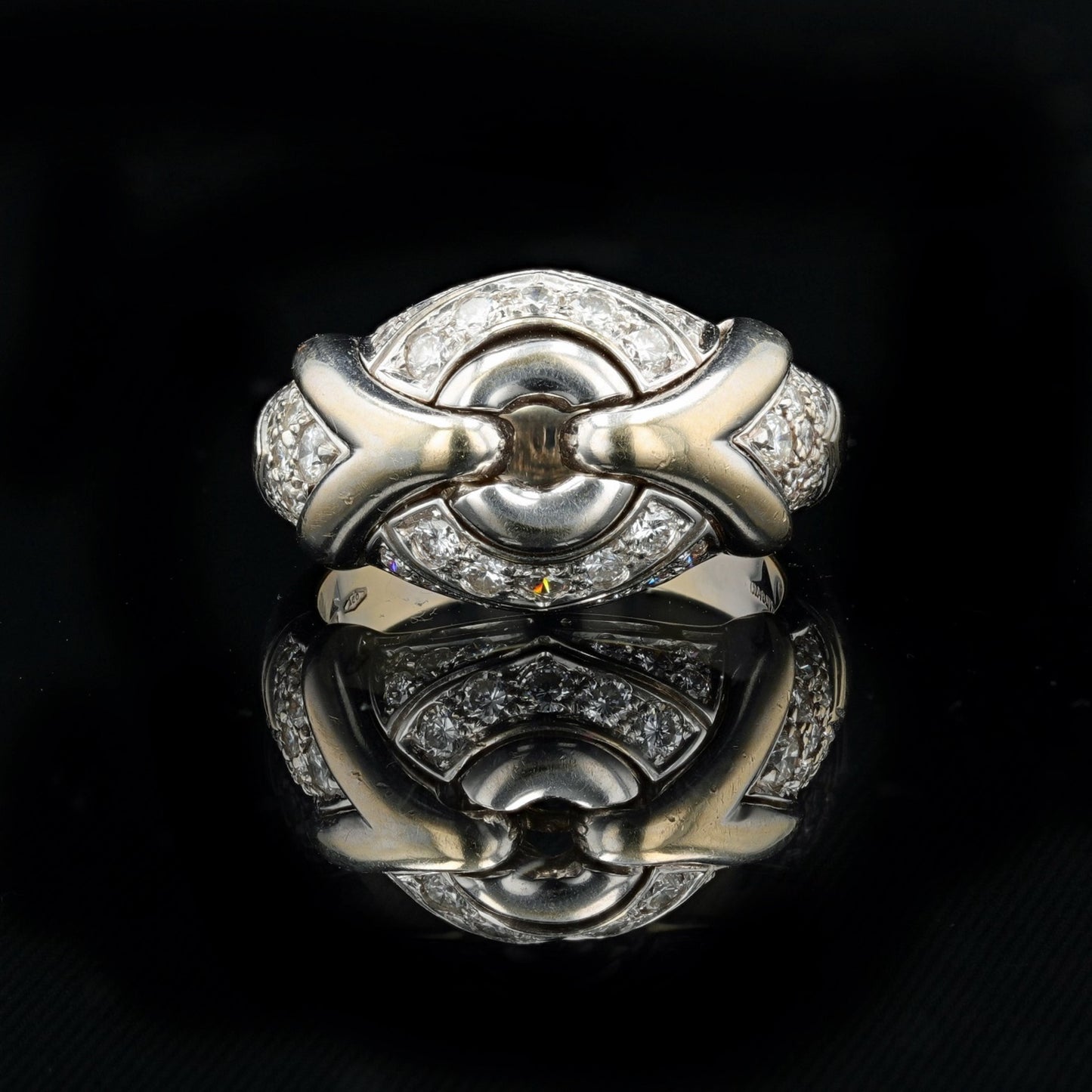 Bulgari Post-1980s 18KT White Gold Diamond Ring front