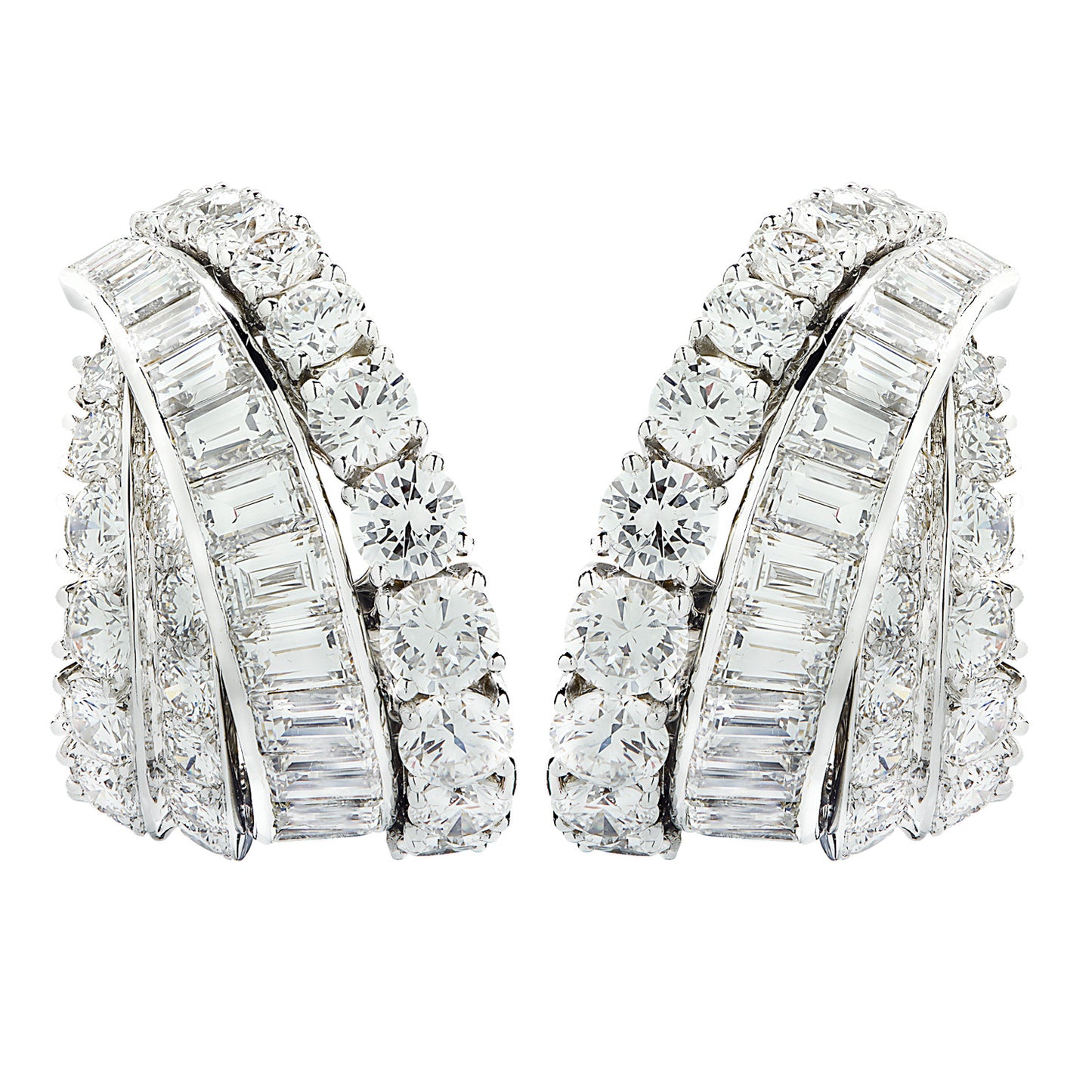 Van Cleef & Arpels French 1970s 18KT White Gold Diamond Earrings front