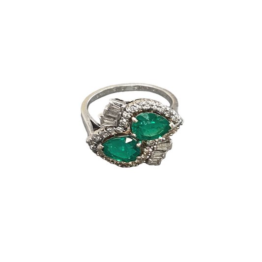 Bailey, Banks & Biddle 1950s Platinum Emerald & Diamond Bypass Ring front