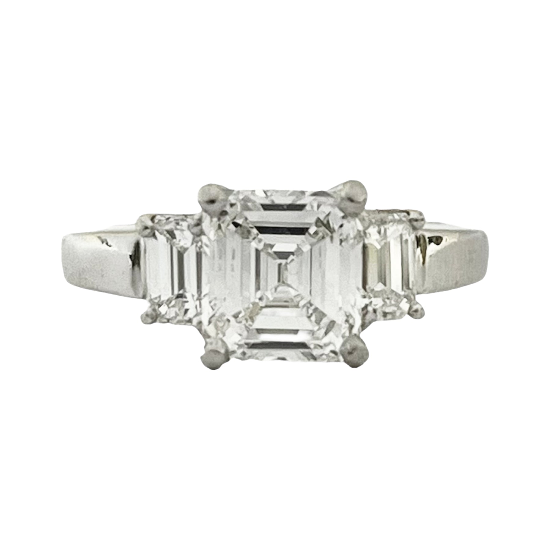vintage diamond ring from Arts International