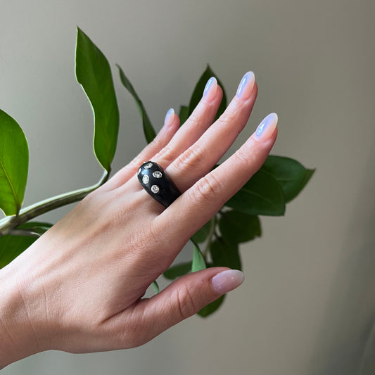 Post-1980s 18KT White Gold Wood Ring on hand