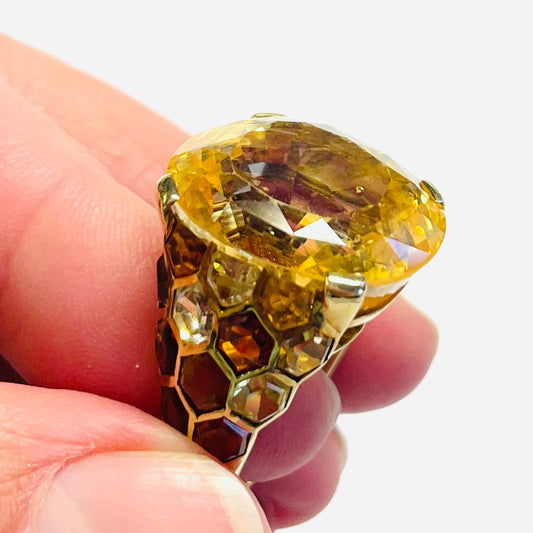 Suzanne Belperron French 1940s 18KT Yellow Gold Yellow Sapphire & Citrine Ring side