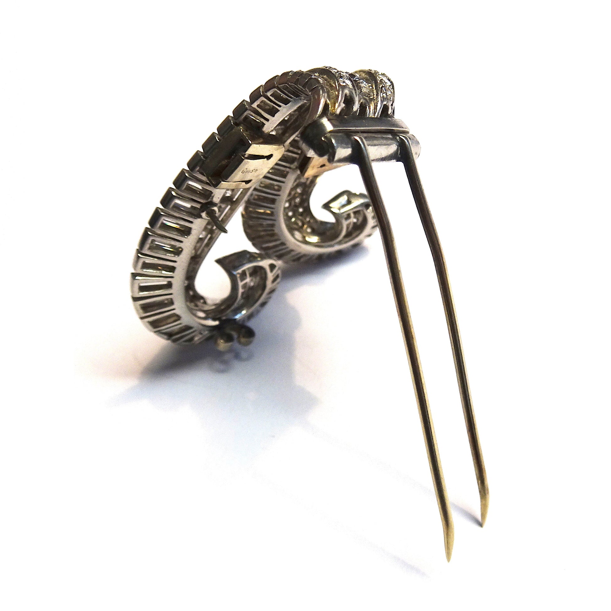 Ghiso 1940s Platinum Diamond Brooch back side