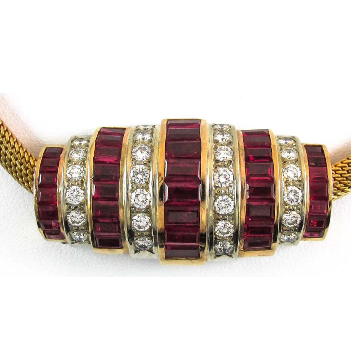 1970s 18KT Yellow & White Gold Ruby & Diamond Set pendant close-up