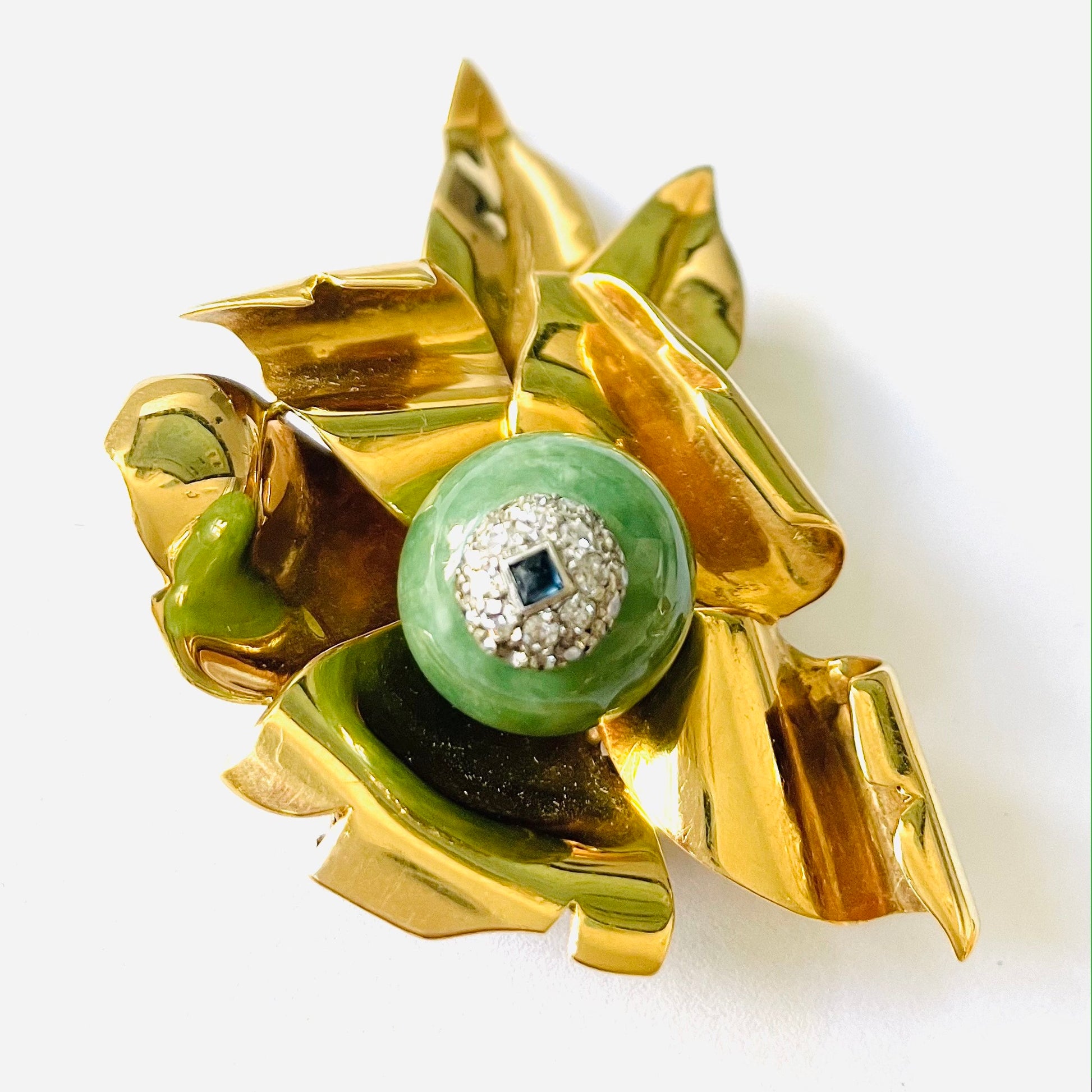 1950s 18KT Yellow Gold Aventurine, Diamond, Sapphire Set front